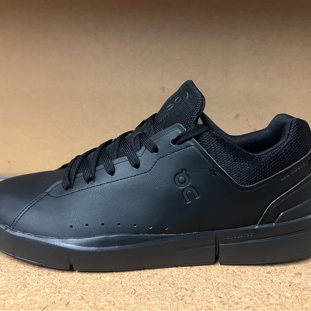 On Running Black Sneakers Sleek Minimalist Design